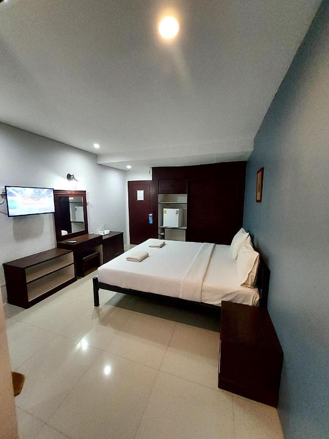 Traveller Inn Hotel Chiang Mai Exterior foto