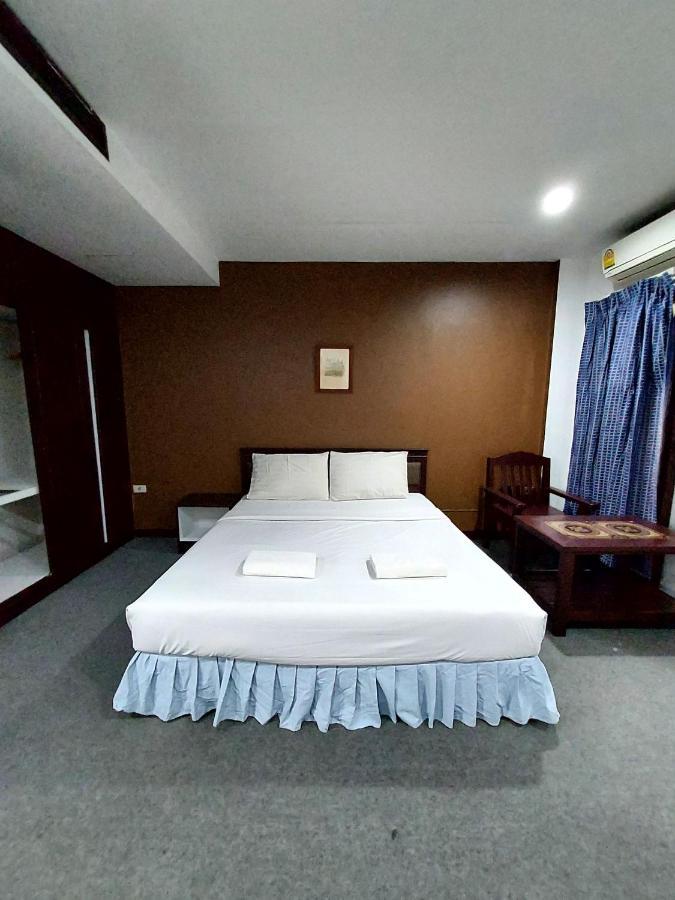 Traveller Inn Hotel Chiang Mai Exterior foto