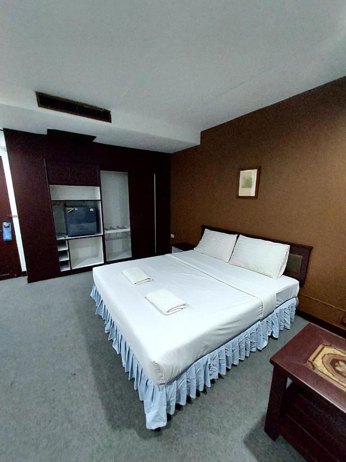 Traveller Inn Hotel Chiang Mai Exterior foto