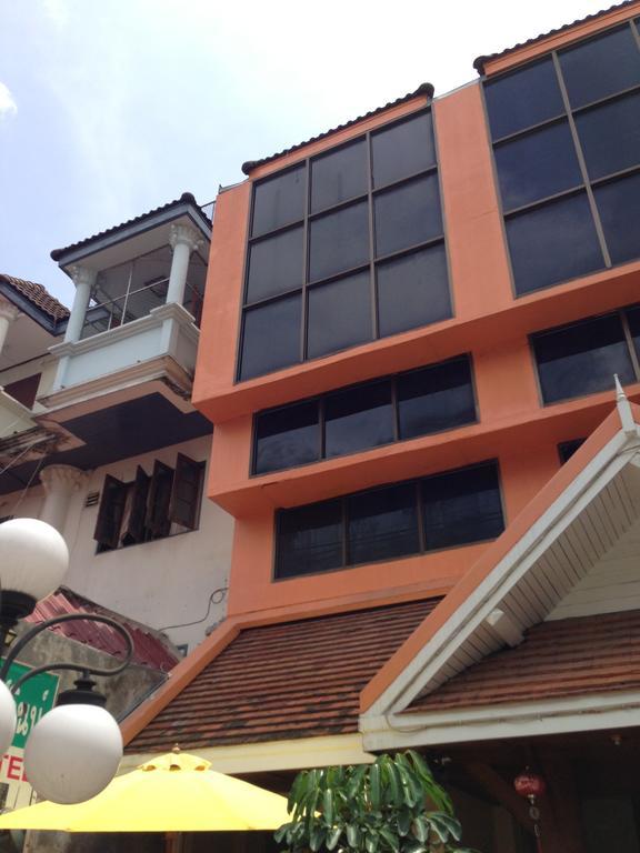 Traveller Inn Hotel Chiang Mai Exterior foto