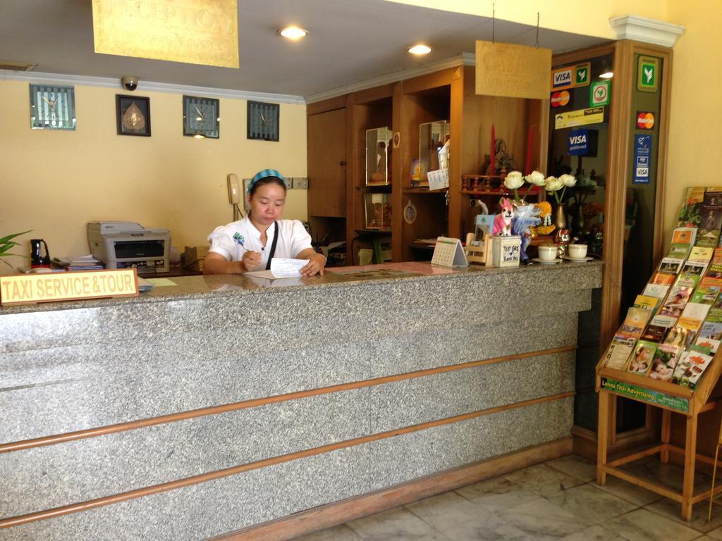 Traveller Inn Hotel Chiang Mai Exterior foto