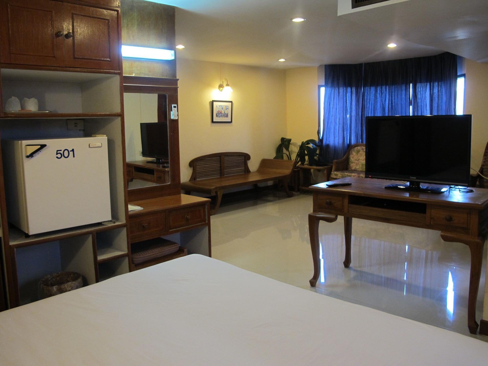 Traveller Inn Hotel Chiang Mai Exterior foto